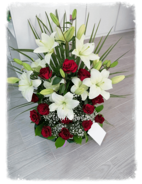 Ciotola composizione Rose e lilium